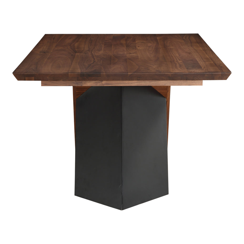 AXIO DINING TABLE